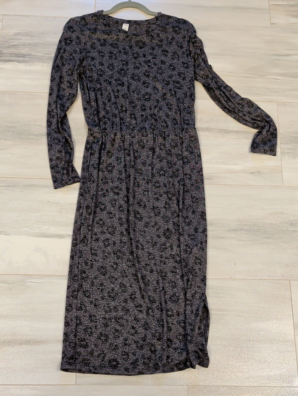 Old Navy Long-Sleeve Floral Midi Dress in Charcoal Animal Print